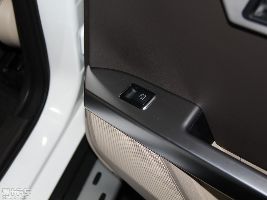 2015YGLK O° GLK 300 4MATIC r(sh)