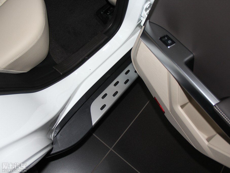 2015YGLK O° GLK 300 4MATIC r(sh)