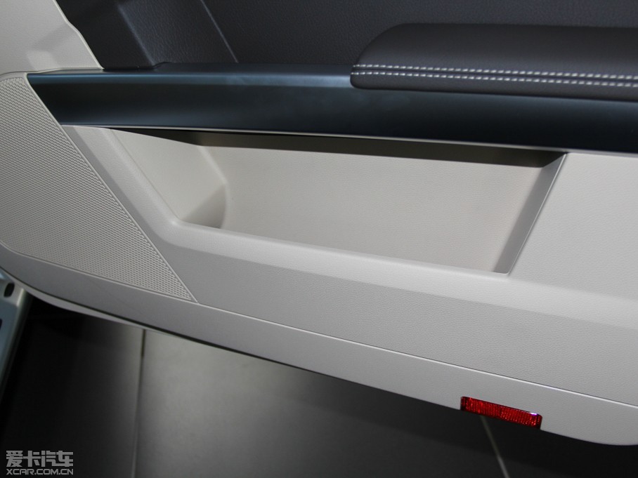 2015YGLK O° GLK 300 4MATIC r