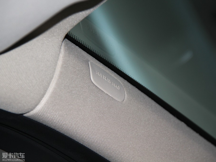 2015YGLK O° GLK 300 4MATIC r