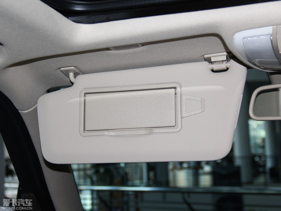 2015YGLK O° GLK 300 4MATIC r