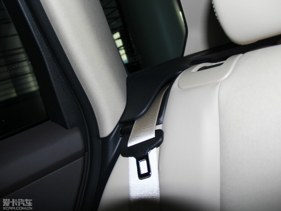 2015YGLK O° GLK 300 4MATIC r(sh)