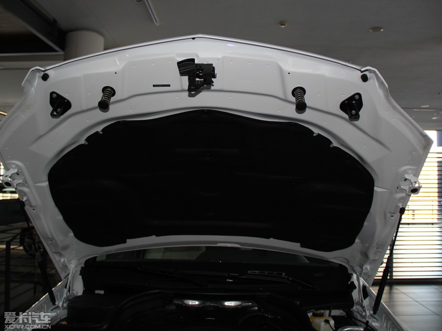 2015YGLK O° GLK 300 4MATIC r