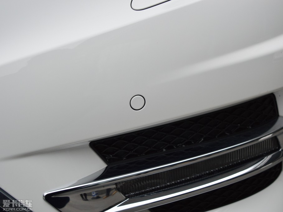 2015��YGLK �O�°� GLK 300 4MATIC �r����