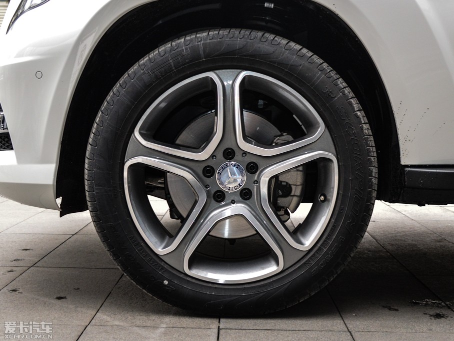 2015YGLK O° GLK 300 4MATIC r(sh)