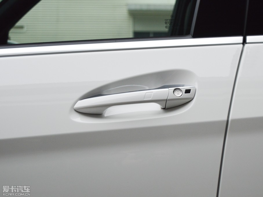 2015YGLK O° GLK 300 4MATIC r