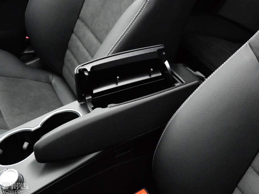 2015YGLK O° GLK 300 4MATIC r