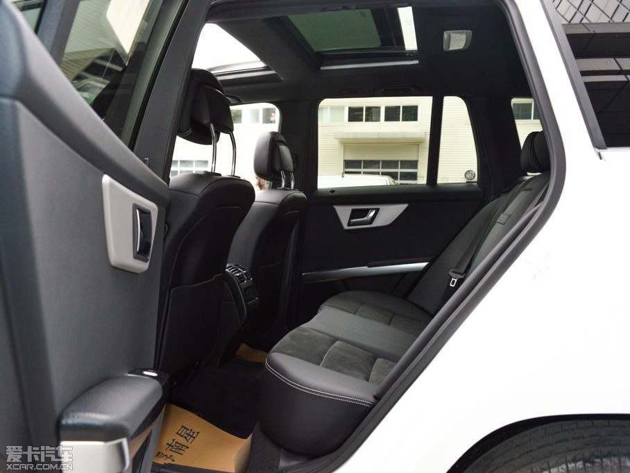 2015YGLK O° GLK 300 4MATIC r