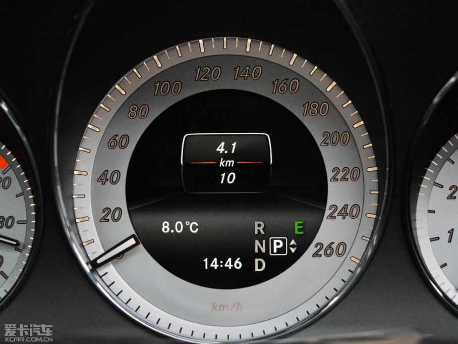 2015YGLK O° GLK 300 4MATIC r