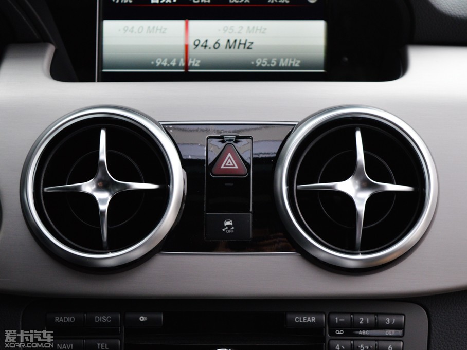 2015��YGLK �O�°� GLK 300 4MATIC �r(sh��)����