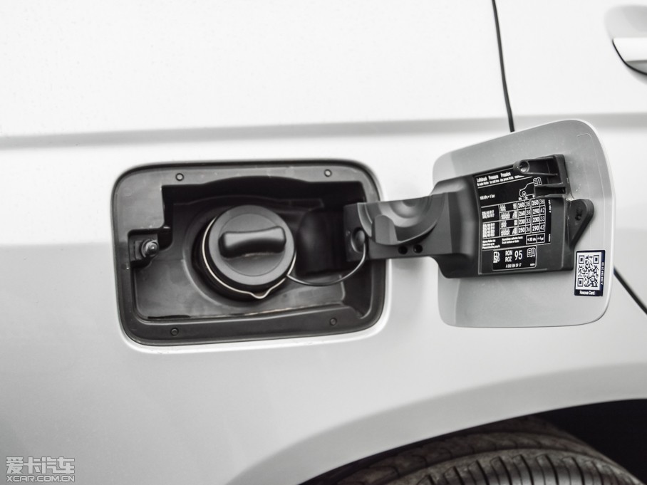 2015YGLK O° GLK 260 4MATIC Ӹ