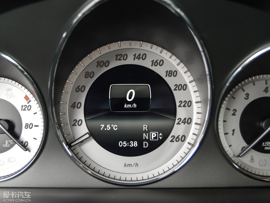 2015YGLK O° GLK 260 4MATIC Ӹ