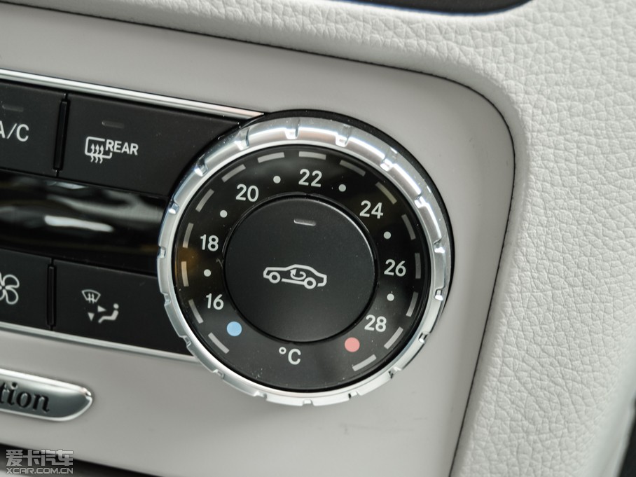 2015YGLK O° GLK 260 4MATIC Ӹ