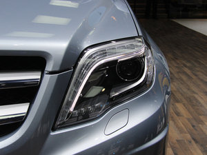 2015O° GLK 300 4MATIC A ^