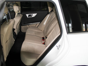 2015款极致版 GLK 300 4MATIC 时尚型 后排座椅