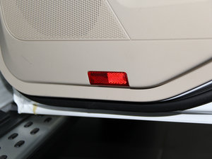 2015O° GLK 300 4MATIC r g