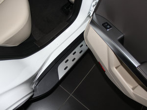 2015O° GLK 300 4MATIC r g