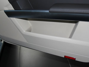 2015O° GLK 300 4MATIC r g