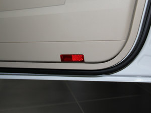 2015O° GLK 300 4MATIC r g