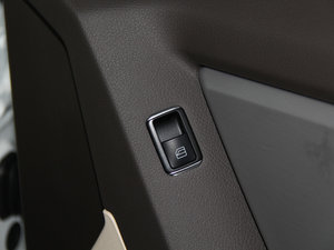 2015O° GLK 300 4MATIC r g