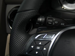 2015O° GLK 300 4MATIC r п؅^