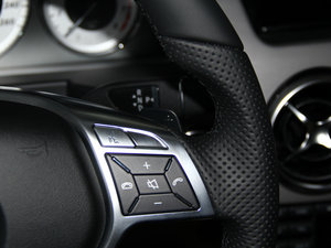 2015O° GLK 300 4MATIC r п؅^