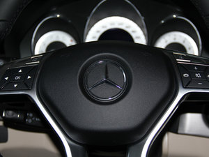 2015O° GLK 300 4MATIC r(sh) п؅^(q)