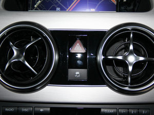 2015O° GLK 300 4MATIC r(sh) п؅^(q)