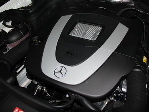 2015O° GLK 300 4MATIC r 