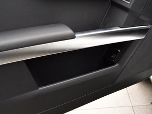 2015O° GLK 300 4MATIC r g