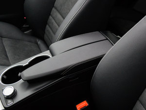 2015O° GLK 300 4MATIC r g