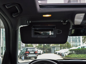 2015O° GLK 300 4MATIC r g