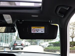 2015O° GLK 300 4MATIC r g