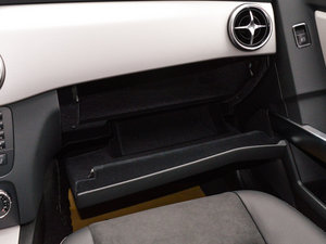 2015O° GLK 300 4MATIC r g