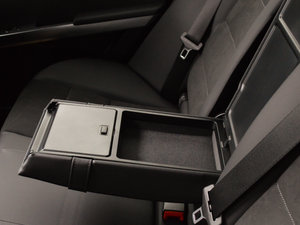 2015O° GLK 300 4MATIC r g