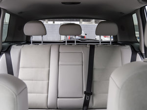 2015O° GLK 260 4MATIC Ӹ g