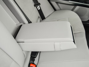 2015O° GLK 260 4MATIC Ӹ g