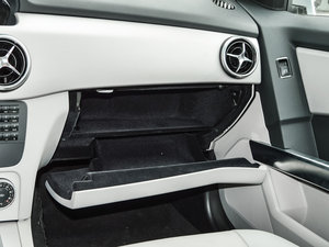 2015O° GLK 260 4MATIC Ӹ g