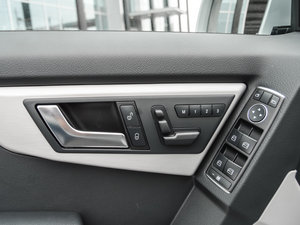 2015O° GLK 260 4MATIC (dng) п؅^(q)