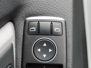 2015O° GLK 260 4MATIC (dng) п؅^(q)