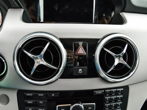 2015° GLK 260 4MATIC  п