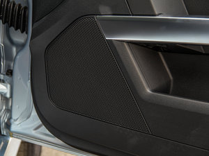 2015O° GLK 260 4MATIC r g