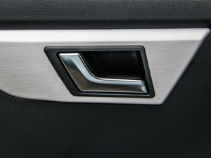 2015O° GLK 260 4MATIC r g