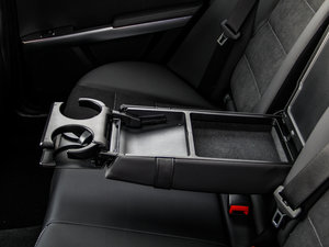 2015O° GLK 260 4MATIC r g