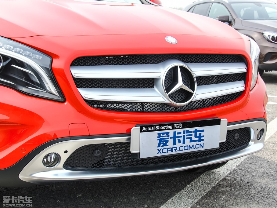 2015YGLA GLA 220 4MATIC A