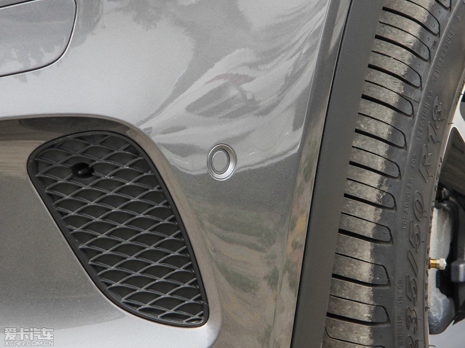 2015YGLA GLA 220 4MATIC r(sh)