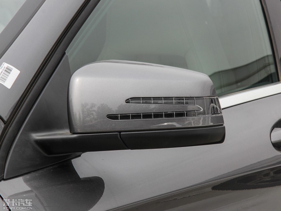 2015YGLA GLA 220 4MATIC r