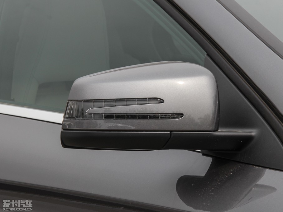 2015YGLA GLA 220 4MATIC r