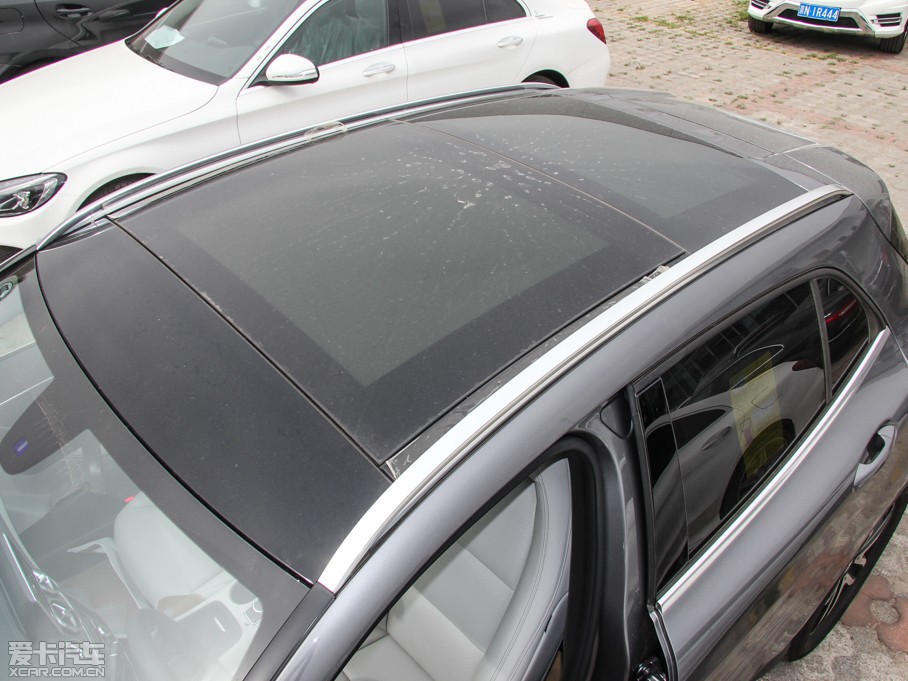 2015YGLA GLA 220 4MATIC r