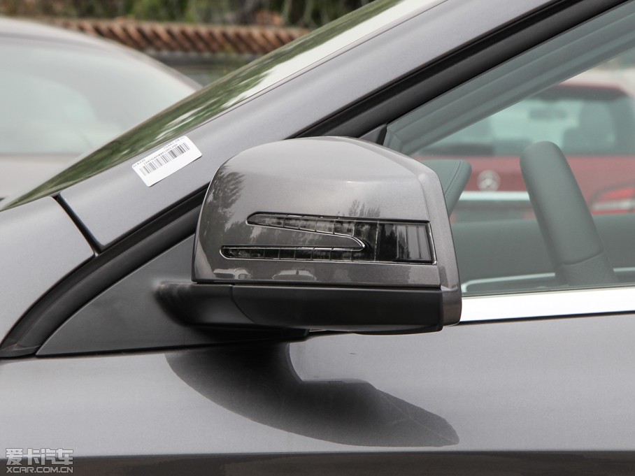 2015YGLA GLA 220 4MATIC r